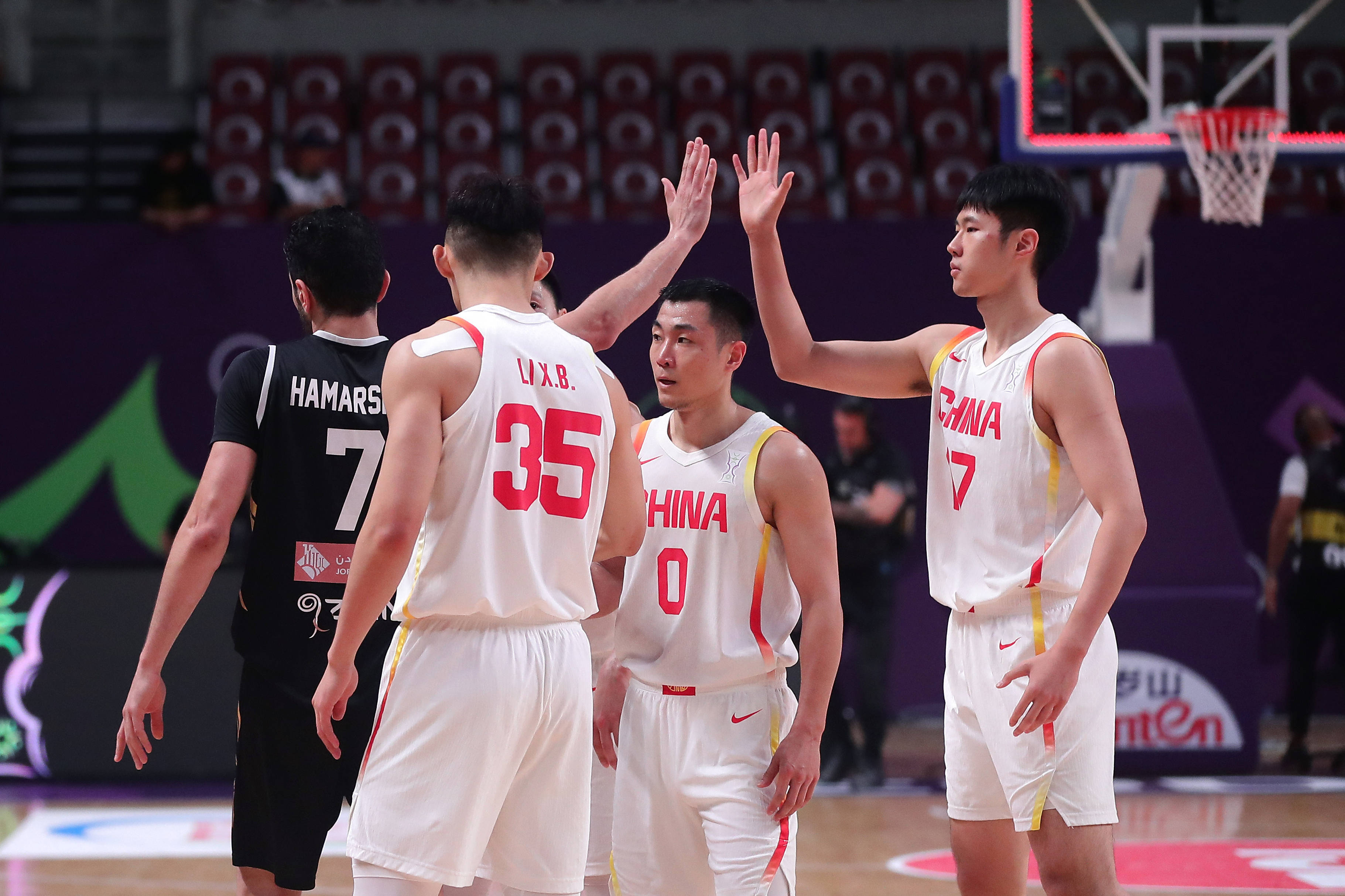 亚洲篮球明星联赛首战打响，全明星队实力抢眼的简单介绍