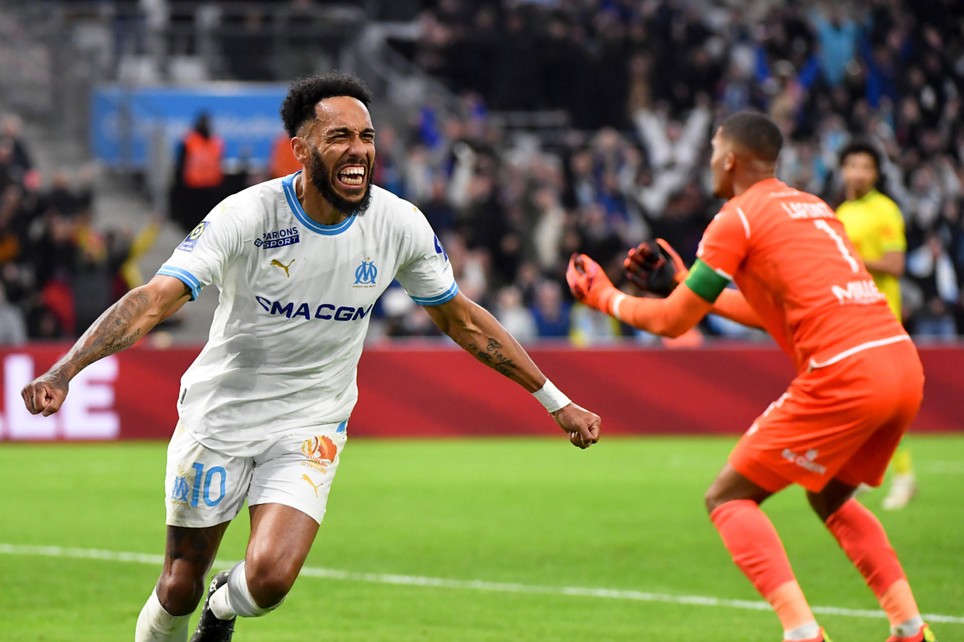 比利亚雷亚尔队新赛季表现亮眼，进入前四