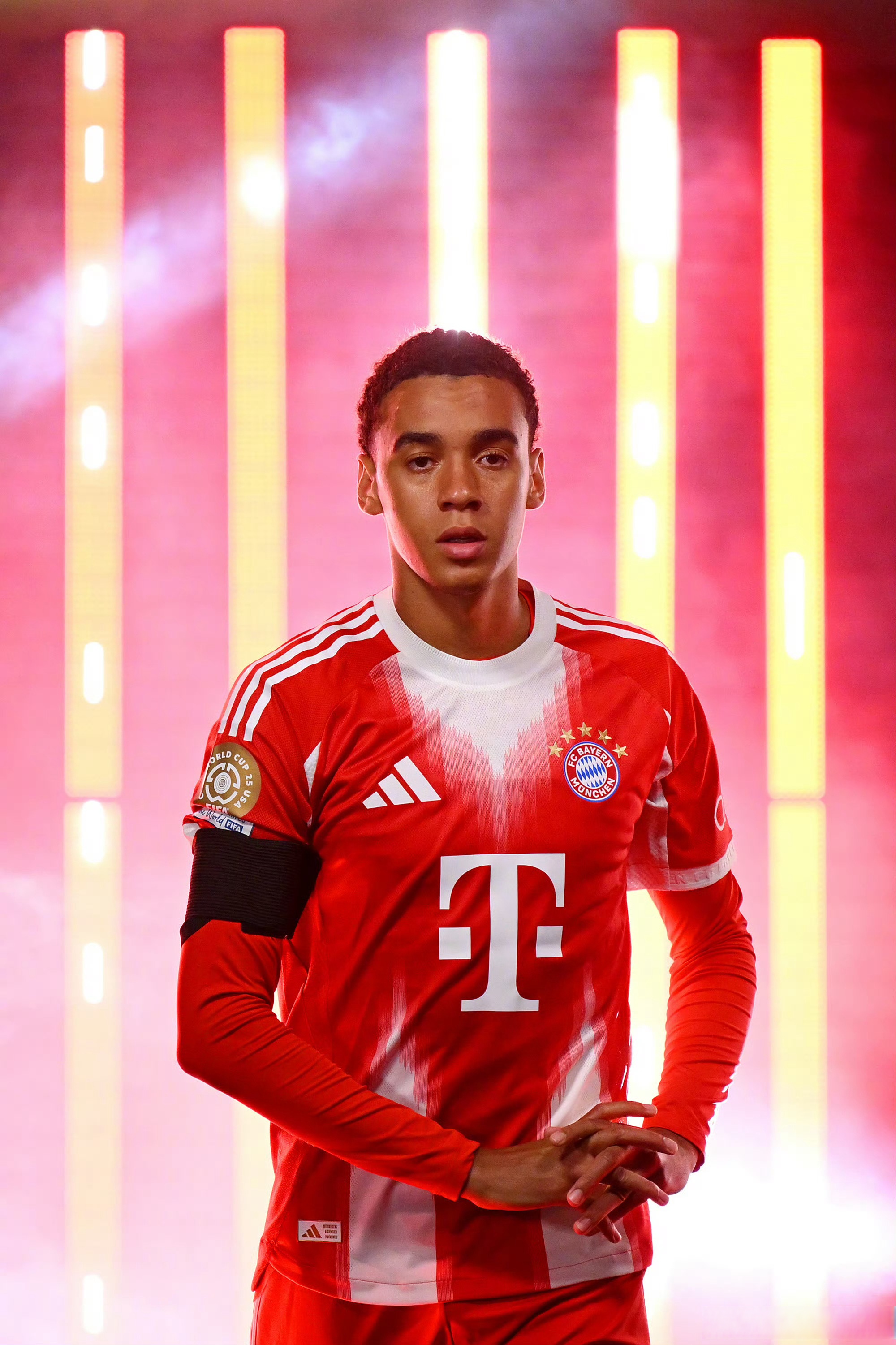 包含多特蒙德后卫突然宣布退役,引发球迷震惊的词条 包含多特蒙德后卫突然宣布退役,引发球迷震惊的词条