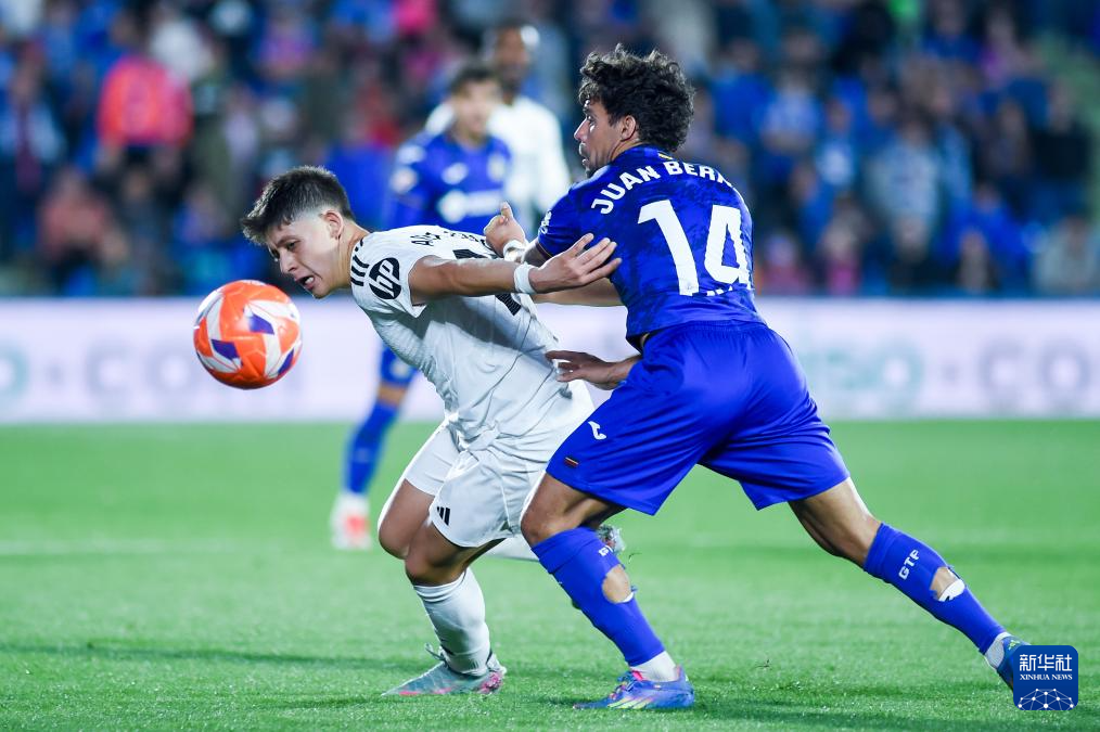 赫塔菲客场击败巴塞罗那,触底反弹 赫塔菲客场击败巴塞罗那,触底反弹