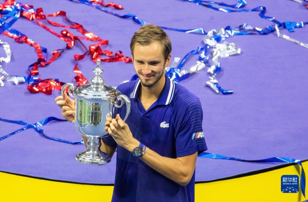 ATP总决赛完胜美网，梅德韦杰夫高光表现