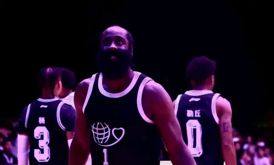 NBA球员参加慈善篮球比赛 NBA球员参加慈善篮球比赛