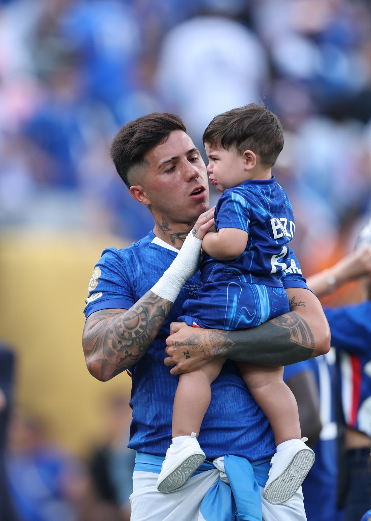 巴黎碾压切尔西,法比尼奥带队取胜 巴黎碾压切尔西,法比尼奥带队取胜