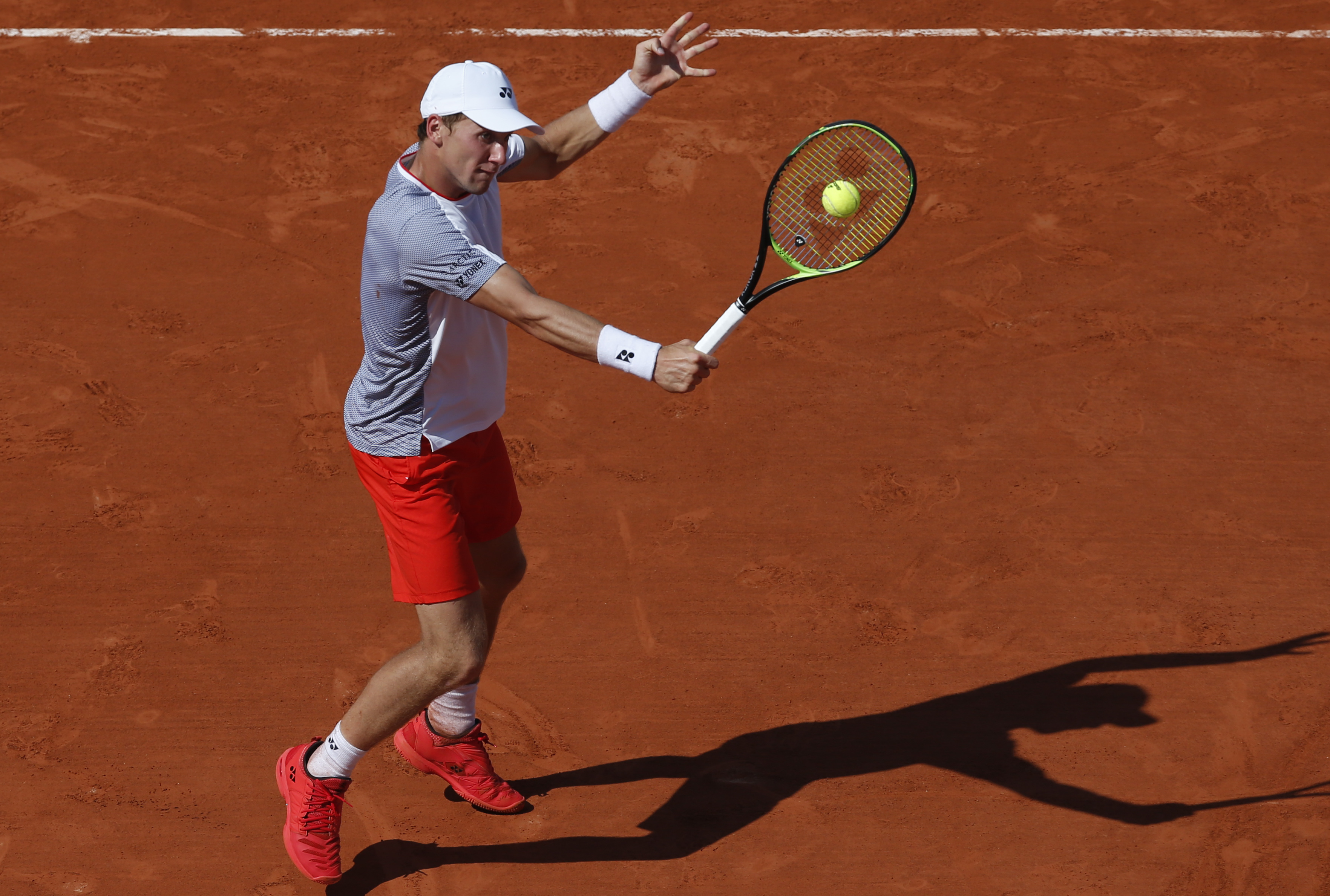 包含世界网球队险胜法国网球队,费德勒三分雨点燃全场的词条 包含世界网球队险胜法国网球队,费德勒三分雨点燃全场的词条