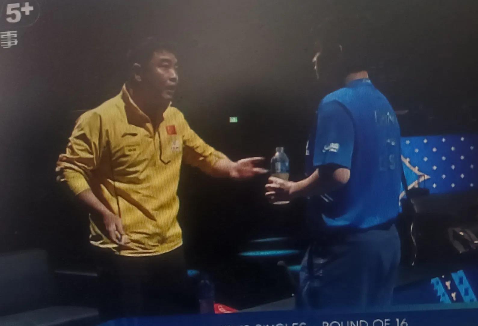 包含比利时乒乓球队鏖战日本乒乓球队，王皓送出助攻的词条