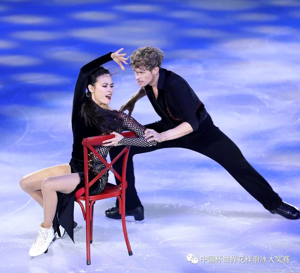 包含瓦伦西亚绝地反击中国，马夏尔三分雨点燃全场的词条