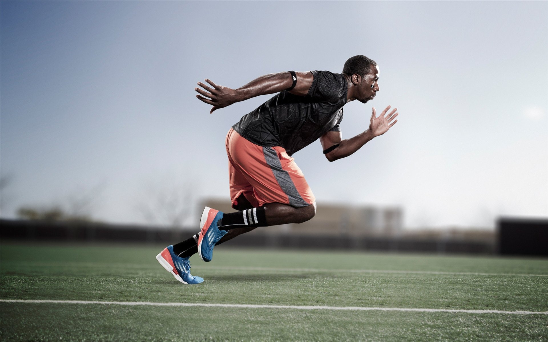 青春风暴席卷圣西罗，马丁内利终场绝杀，AC米兰决胜局力克勒沃库森晋级